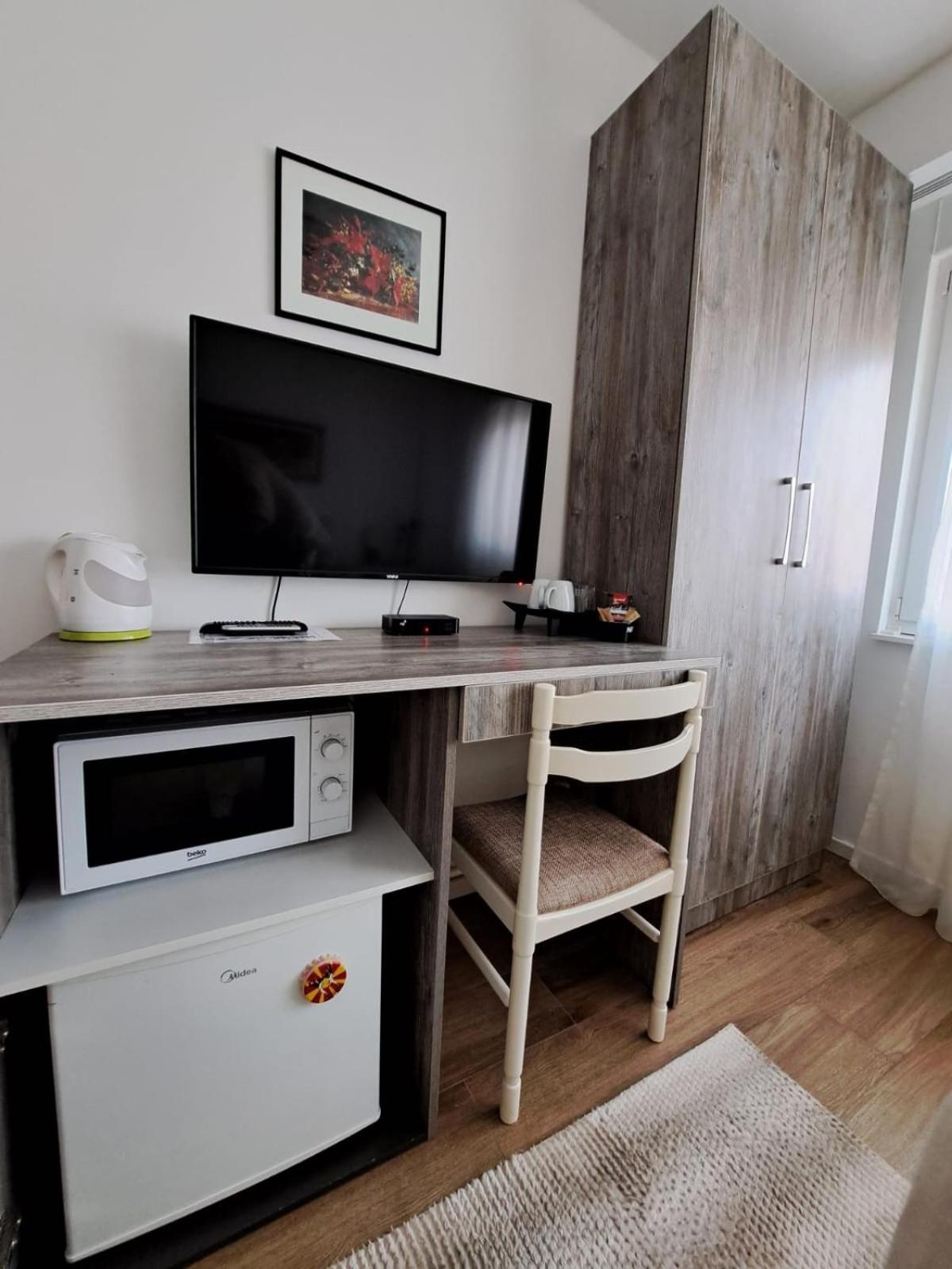 Foxxy Luxury Apartments Szkopje Kültér fotó