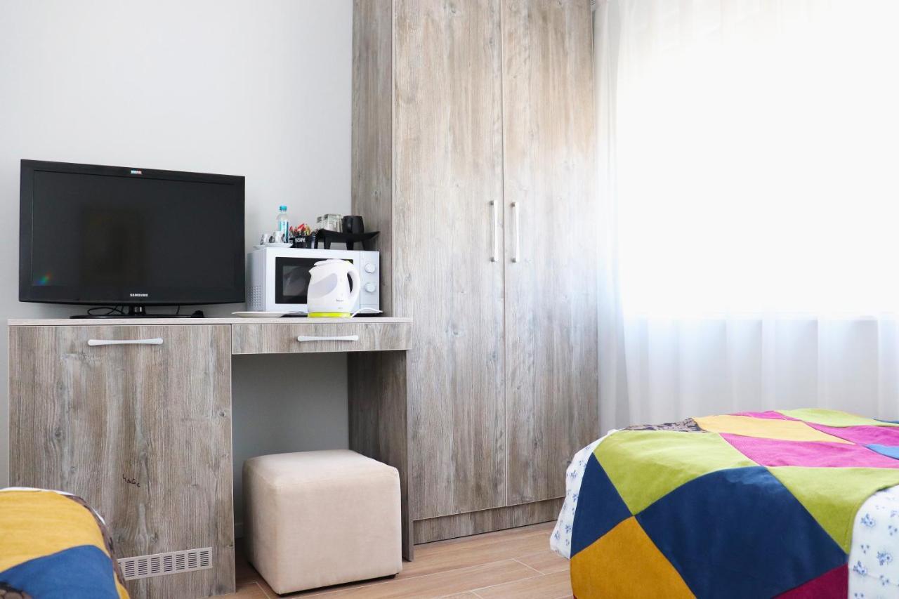 Foxxy Luxury Apartments Szkopje Kültér fotó