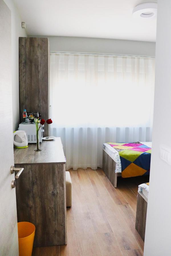Foxxy Luxury Apartments Szkopje Kültér fotó