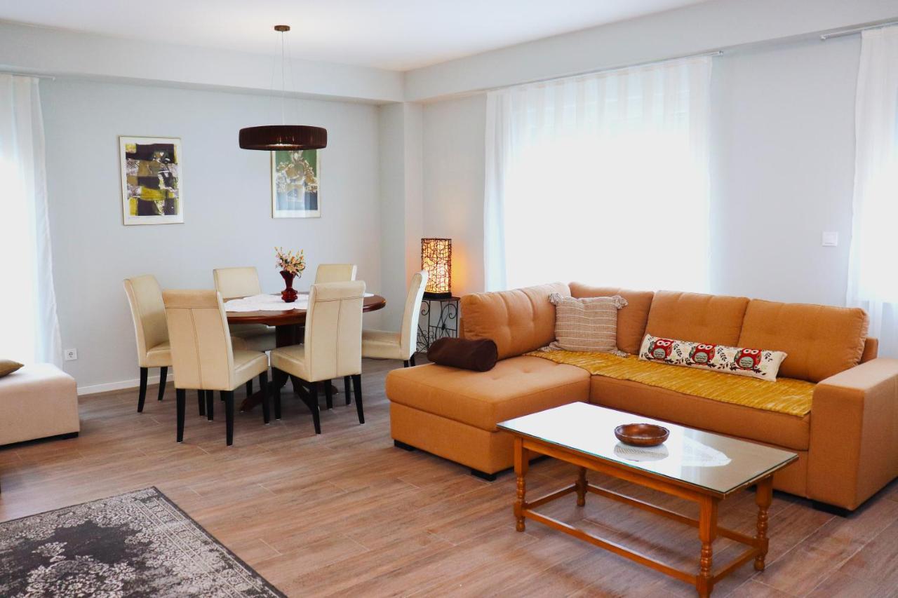 Foxxy Luxury Apartments Szkopje Kültér fotó